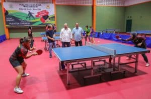 La Nyalla Support Atlet Tenis Meja Jatim Berprestasi di PON Aceh Sumut
