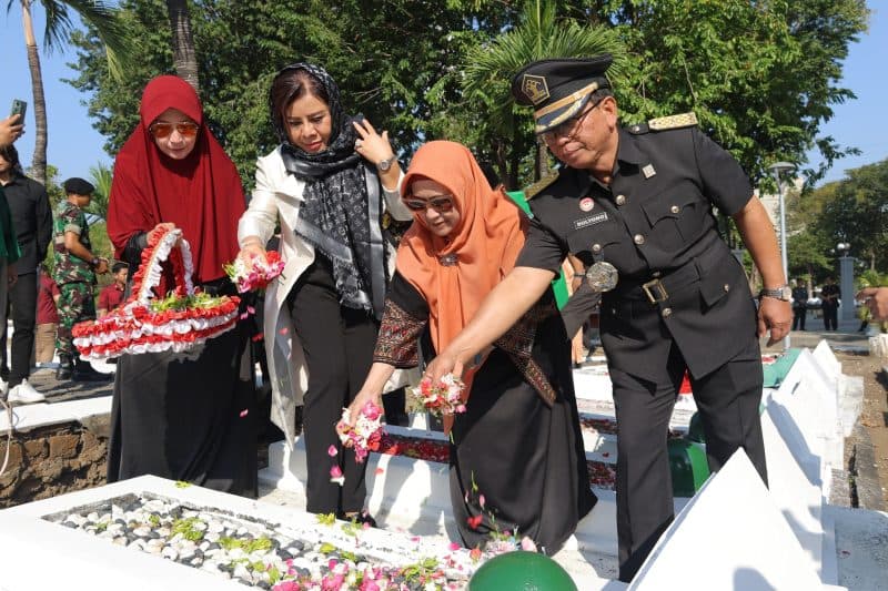 Kakanwil Kemenkumham Jatim Pimpin Upacara Ziarah ke Makam Pahlawan