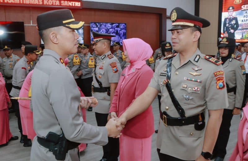 Kapolres Jombang Lantik Kapolsek dan 2 Kasat