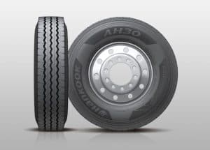 Tips Kurangi Resiko Pecah Ban Kendaraan Niaga di Jalan Tol