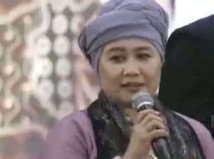 Segmen Pertama Debat Pilgub Jatim, Luluk ‘Serang’ Khofifah dan Risma