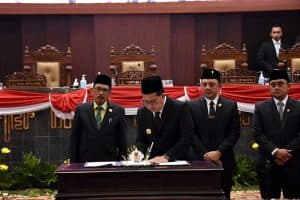APBD Jatim 2025, Pj. Adhy Prioritaskan Pendidikan dan Kesehatan