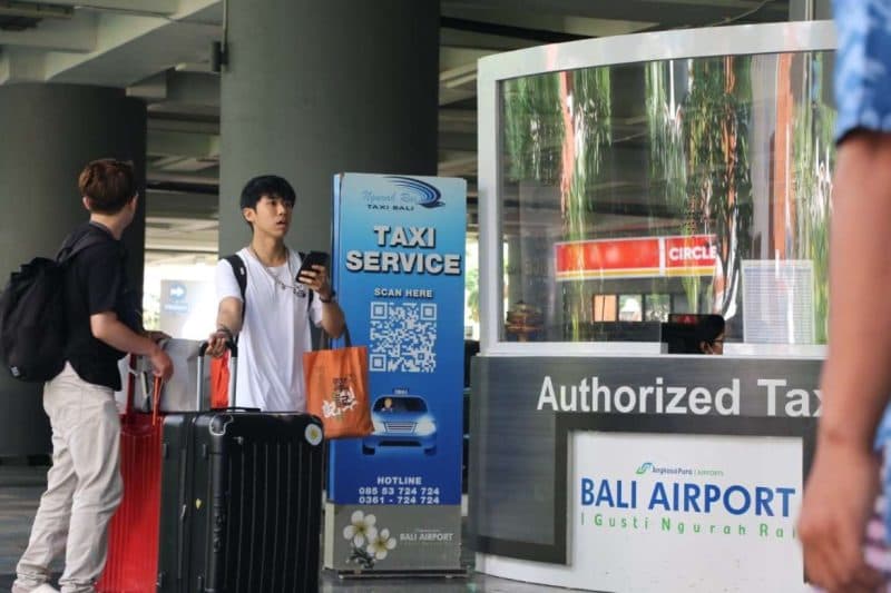 Lumpuh! 34 Penerbangan Batal Ke Bali Akibat Erupsi Gunung Lewotobi