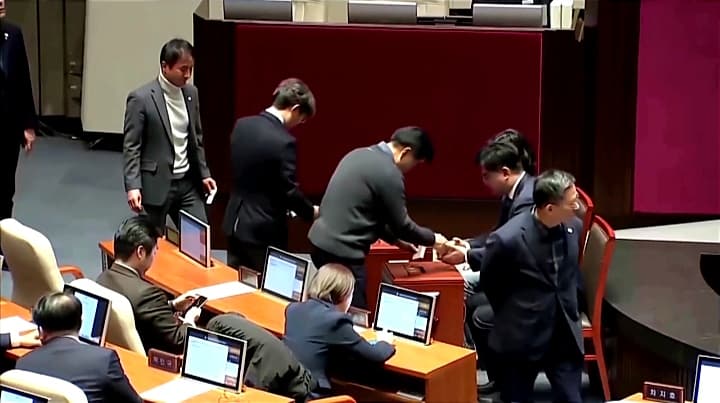 Ini Penyebab Parlemen Korsel Gagal Makzulkan Presiden Yoon