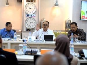 Menkop Dorong Tingkatkan Kuantitas & Kualitas Susu Sapi Lewat Koperasi