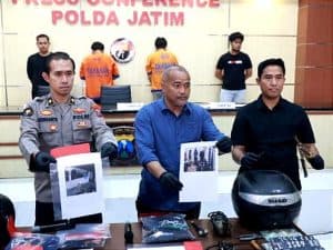 Tim Jatanras Polda Jatim Bekuk 2 Spesialis Curanmor Rumah Kos
