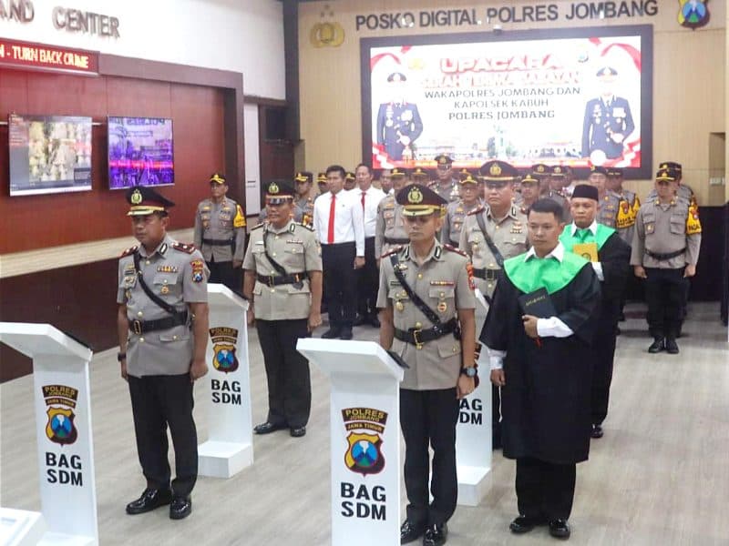 Penyegaran Kepemimpinan, Polres Jombang Gelar Upacara Sertijab