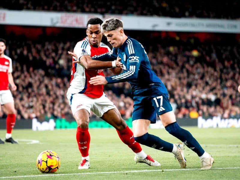 Bentrok Raksasa di Emirates: The Gunners Tantang Juara Bertahan MU