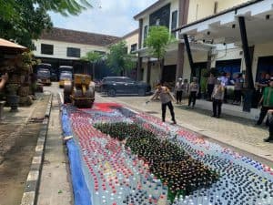 Bulan Suci Ramadan, Polres Jombang Musnahkan Ribuan Aneka Jenis Miras