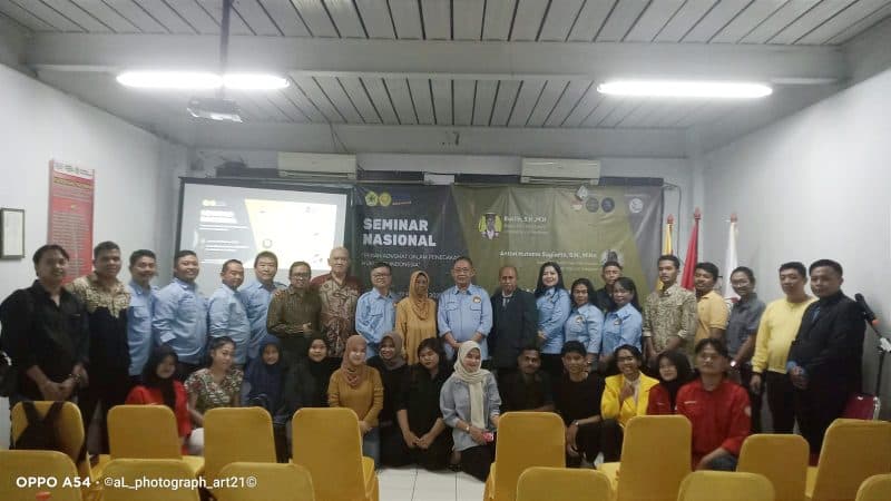 Universitas Yos Soedarso Surabaya Gelar Seminar Nasional Peran Advokat