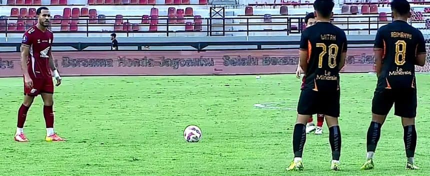 Persija Kembali Telan Kekalahan Pahit, Racikan Carlos Pena Gagal