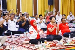 Khofifah Nobar Bersama Pimpred Media: Perkuat Sinergi untuk Jatim