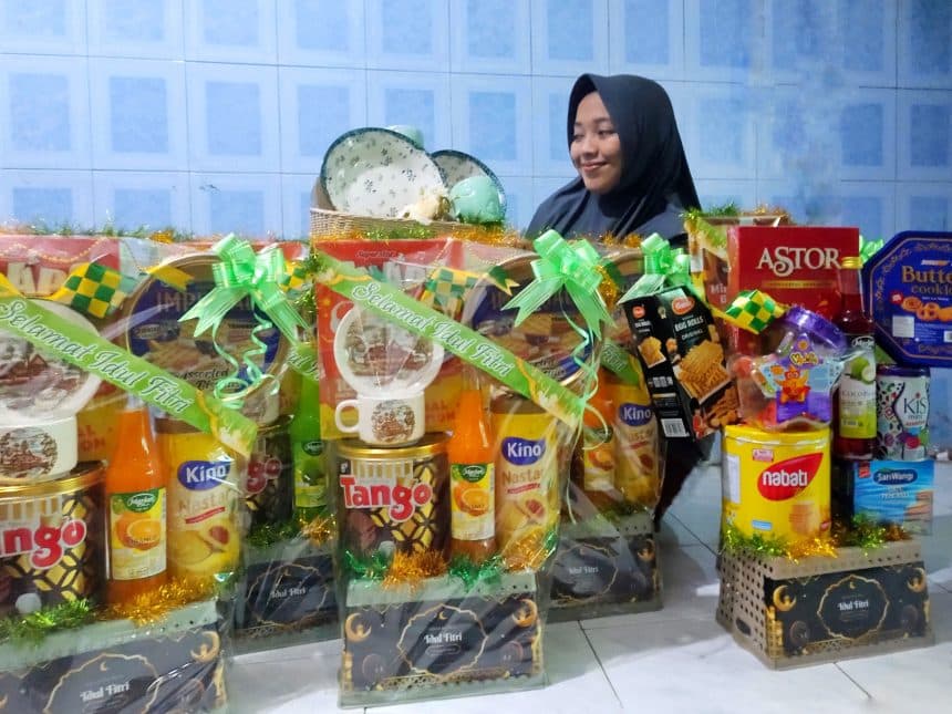 Parcel Lebaran Laris Manis: Omzet Hampersbox Raup Jutaan Rupiah