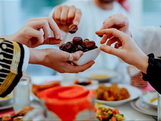 Ramadan Sehat: Tips Ampuh Hindari Gangguan Pencernaan Saat Puasa