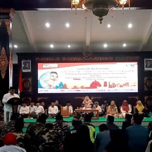 Sahur Bersama Kaum Dhuafa, Nyai Sinta: Puasa Proses Revolusioner Diri