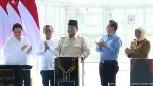 Prabowo Resmikan Pabrik Pemurnian Logam Mulia PT Freeport di Gresik
