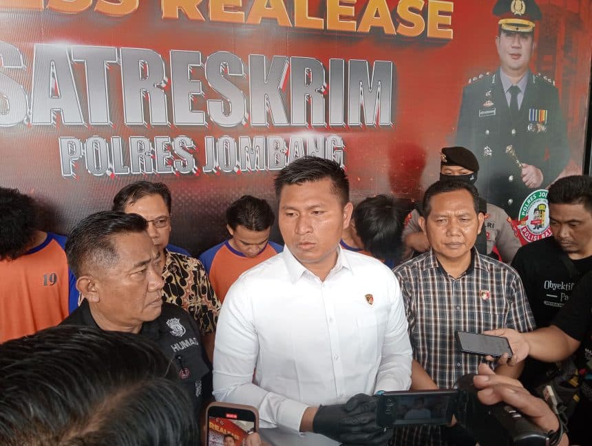 LIMA TAHUN BUI MENANTI! Pengeroyokan di Jombang Terungkap CCTV