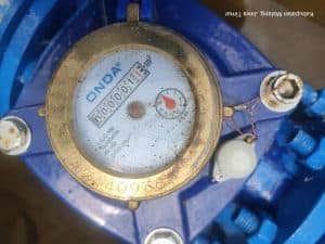 Flow meter pada proyek pembangunan SPAM Singosari belum berfungsi. (Foto : Diharjo/siginews.com)