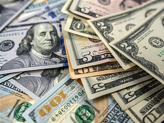 Perang Tarif AS Ancam Pelemahan Rupiah 17 Ribu, Krisis 1998 Jilid II?