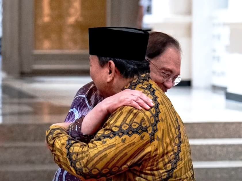 Kunjungan Kilat Prabowo ke Malaysia Temui PM Anwar, Ini yang Dibahas