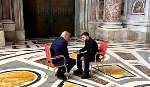 Trump Bertemu Zelenskiy 15 menit Saat Pemakaman Paus, Ini yang Dibahas