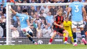 Man City Libas Bournemouth 3-1, Drama Kartu Merah Warnai di Etihad