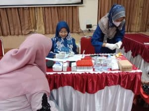 SMK Budi Utomo Jombang Gelar Cek Kesehatan Berkala Guru dan Karyawan