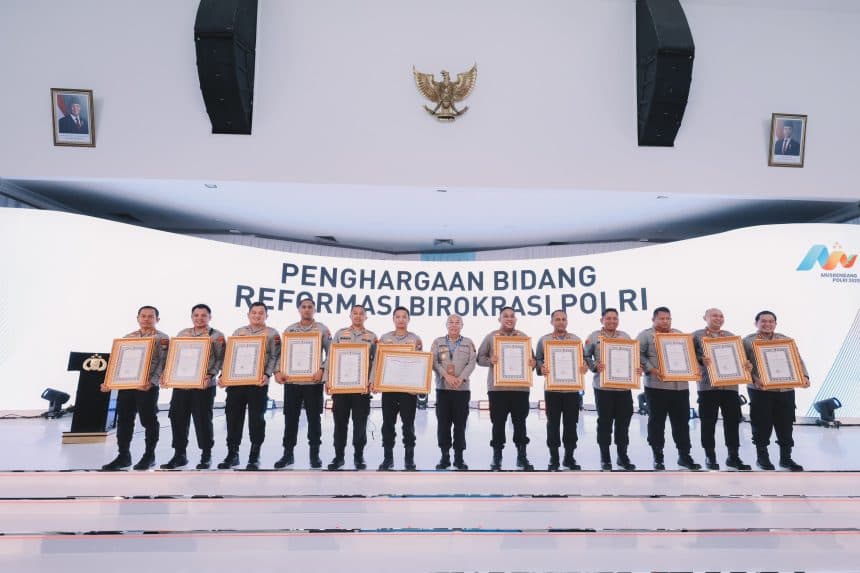 Polres Jombang Sabet Penghargaan Pelayanan Prima Terbaik Polri 2024