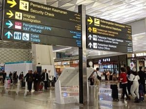 Genjot Wisata Jatim, Khofifah Fokus Buka Rute Penerbangan ke Juanda