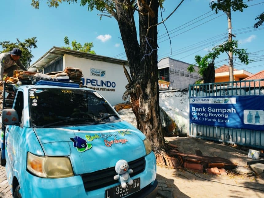 Warga Surabaya Bisa Tukar Sampah Jadi Sembako, Begini Caranya