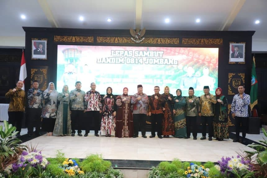 Letkol Kav Dicky Prasojo Resmi Jabat Dandim 0814 Jombang