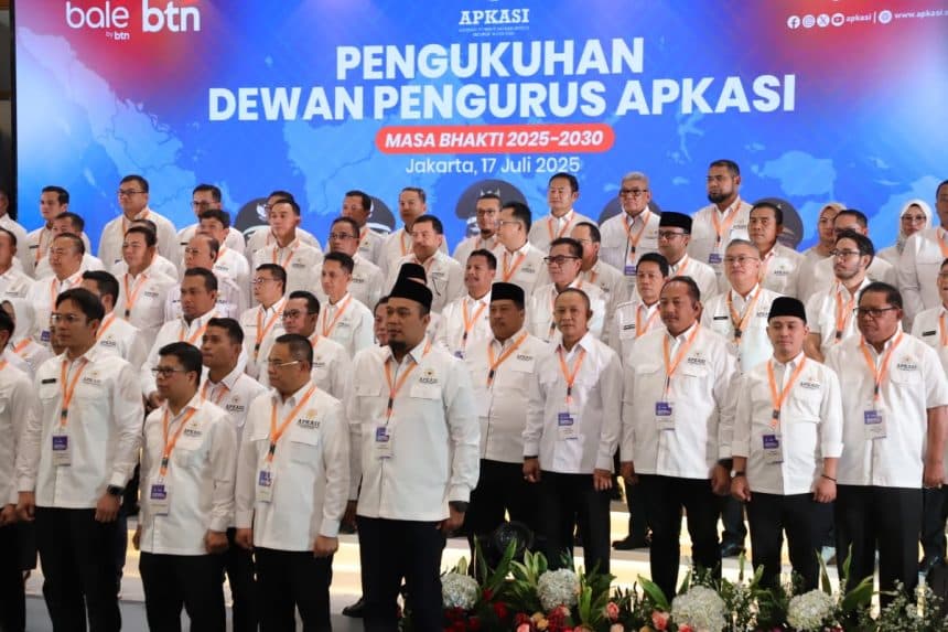 Bupati Warsubi Resmi Jadi Wakil Bendahara Umum APKASI 2025–2030
