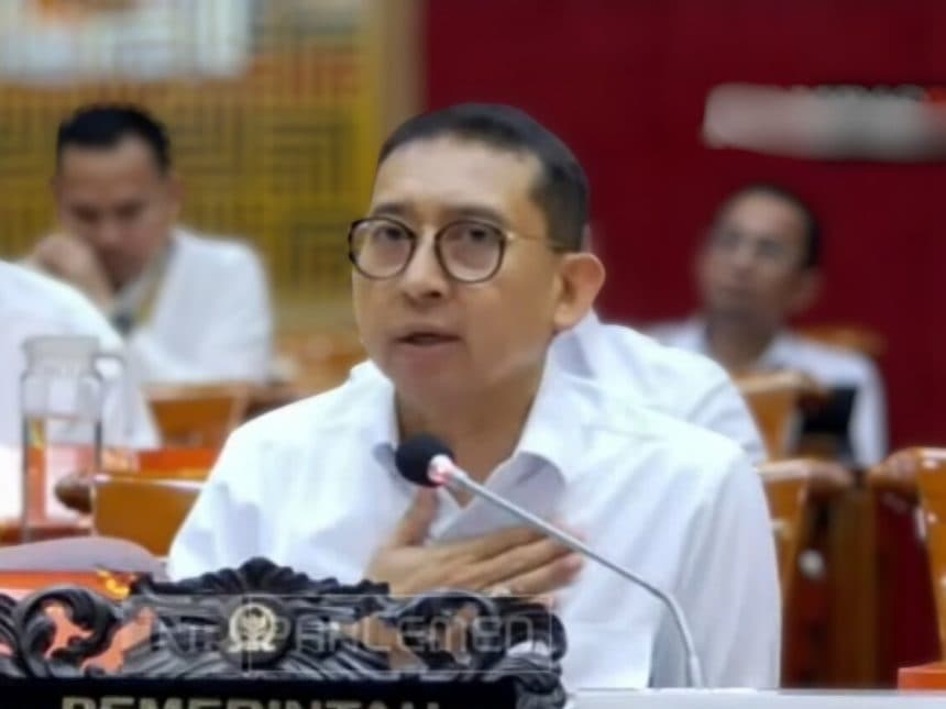 Penulisan Sejarah: Fadli Zon Tegaskan Siap Lanjut Meski Diprotes DPR
