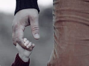 Ini Dia Efek Dahsyat Ayah Ikut Mengantar di Hari Pertama Sekolah