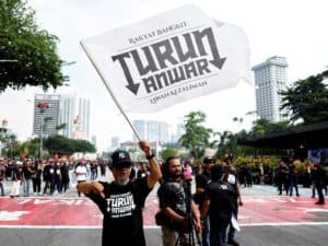 PM Anwar Didesak Mundur Akibat Kenaikan Harga & Janji Belum Terpenuhi