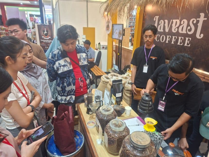 Javaeast Coffee Bikin Geger K-UKM Expo 2025, Pecinta Kopi Ketagihan!
