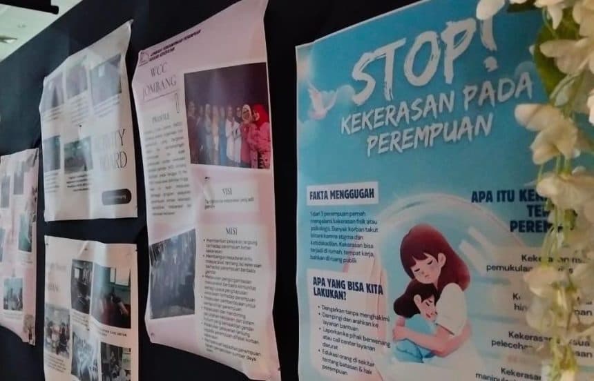 Diduga Lecehkan Istri Warganya, Kades di Jombang Dilaporkan ke Polisi