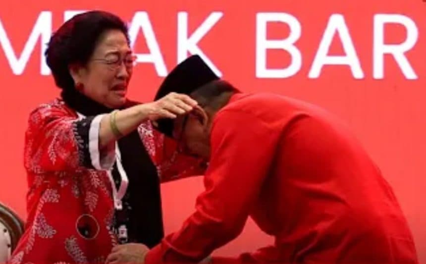 Sambut Kepulangan Sang Anak,Mega Menangis saat Hasto Hadir Menghampiri