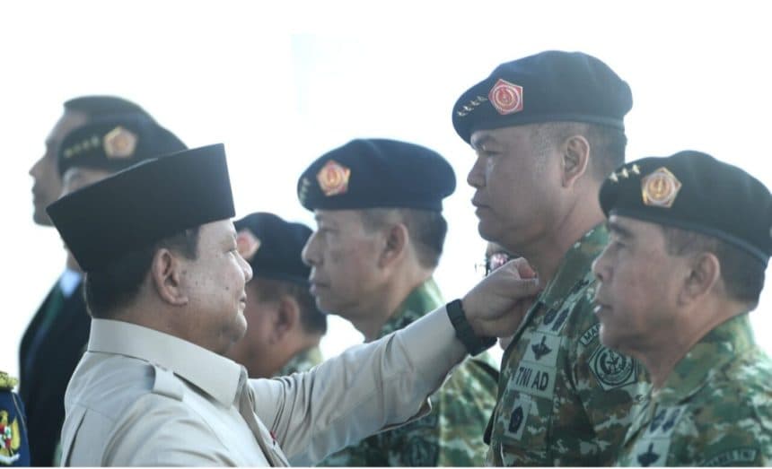 Prabowo Lantik Wakil Panglima TNI dan Tiga Kepala Badan Kemenhan