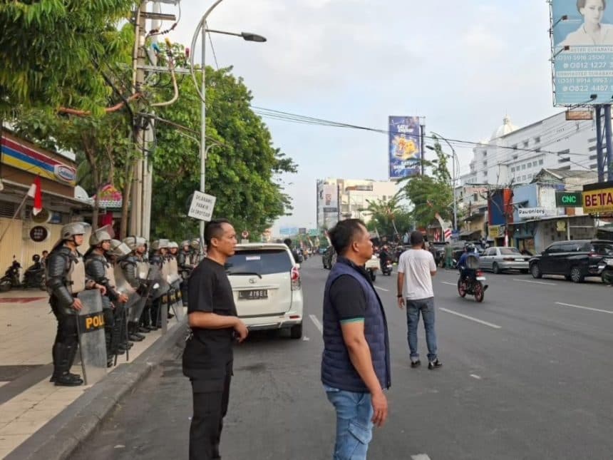 Tawuran Dini Hari di Embong Malang, Diduga Gara-gara Sengketa Lahan