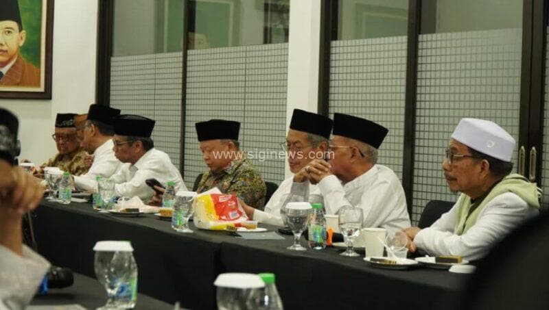 Silaturahim PBNU sesi kedua di Pesantren Tebuireng, Jombang, Sabtu (6/12/2025).