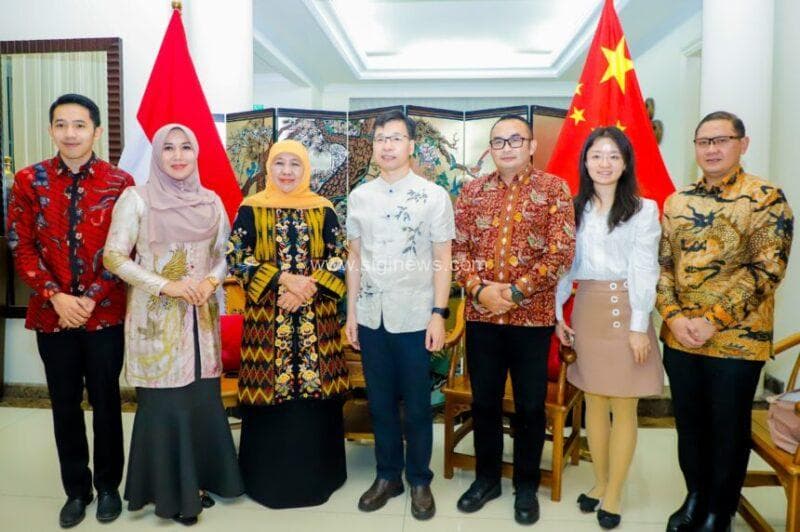 Pertemuan yang diselenggarakan di kediaman Konjen RRT itu membahas berbagai agenda kerjasama untuk kedua belah pihak antara Jawa Timur dengan negara China tersebut. (Foto: adpim jatim)