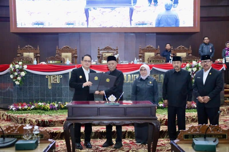 Raperda Rencana Pembangunan Jangka Panjang Daerah Jatim 2045 Disetujui