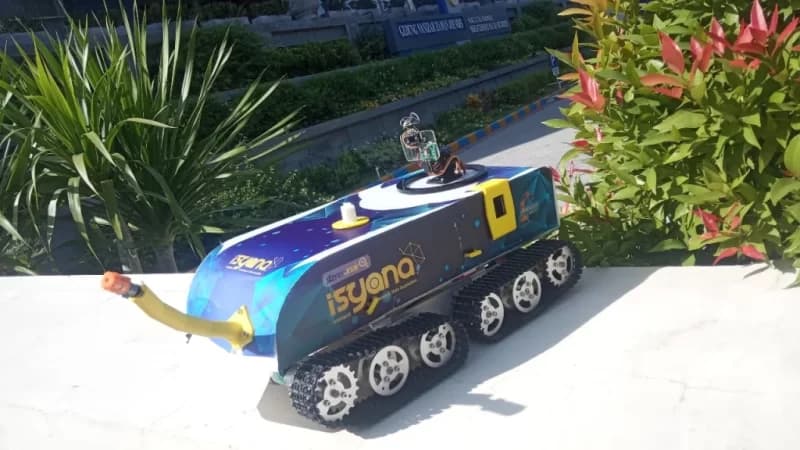Robot Isyana dari Unair Raih Hak Paten
