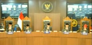 DKPP Pecat Anggota Bawaslu Kota Surabaya Agil