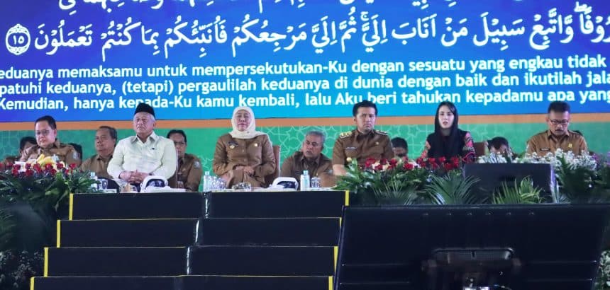 Halalbihalal: Hadapi Krisis, Khofifah Sentil Kinerja ASN&Cari PAD Baru