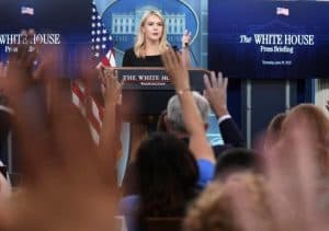 Trump Pertimbangkan Terlibat Serang Iran dalam Dua Minggu ke depan