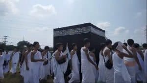 Ribuan Santri Pesantren Al Azhaar Tulungagung Gelar Manasik Haji