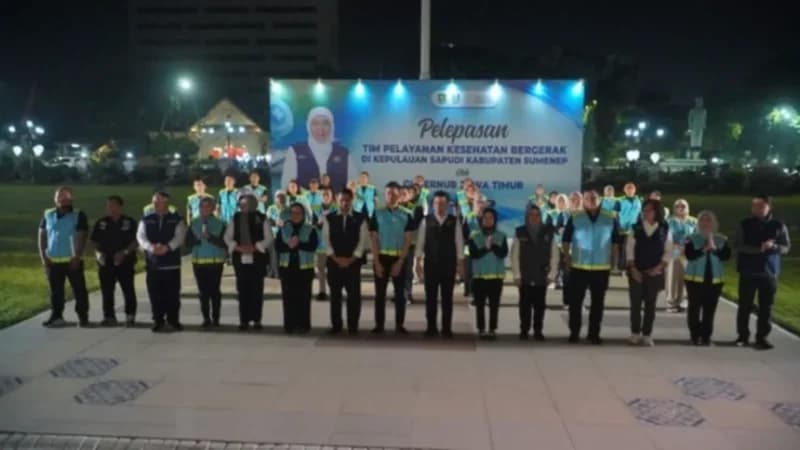 Jangkau Wilayah 3T, Emil Lepas Tim Yankes Bergerak ke Pulau Sapudi
