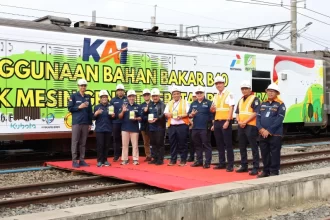 Uji coba penggunaan bahan bakar B40 pada kereta api Bogowonto relasi, di Stasiun Lempuyangan, Yogyakarta, Senin (22/7/2024). (Foto : PT KAI)